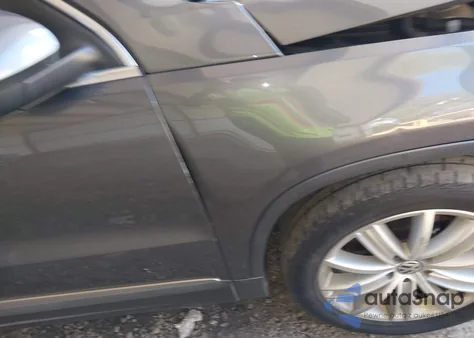 2016 Volkswagen Tiguan Se z USA, uszkodzony, nr VIN WVGAV7AX9GW526060